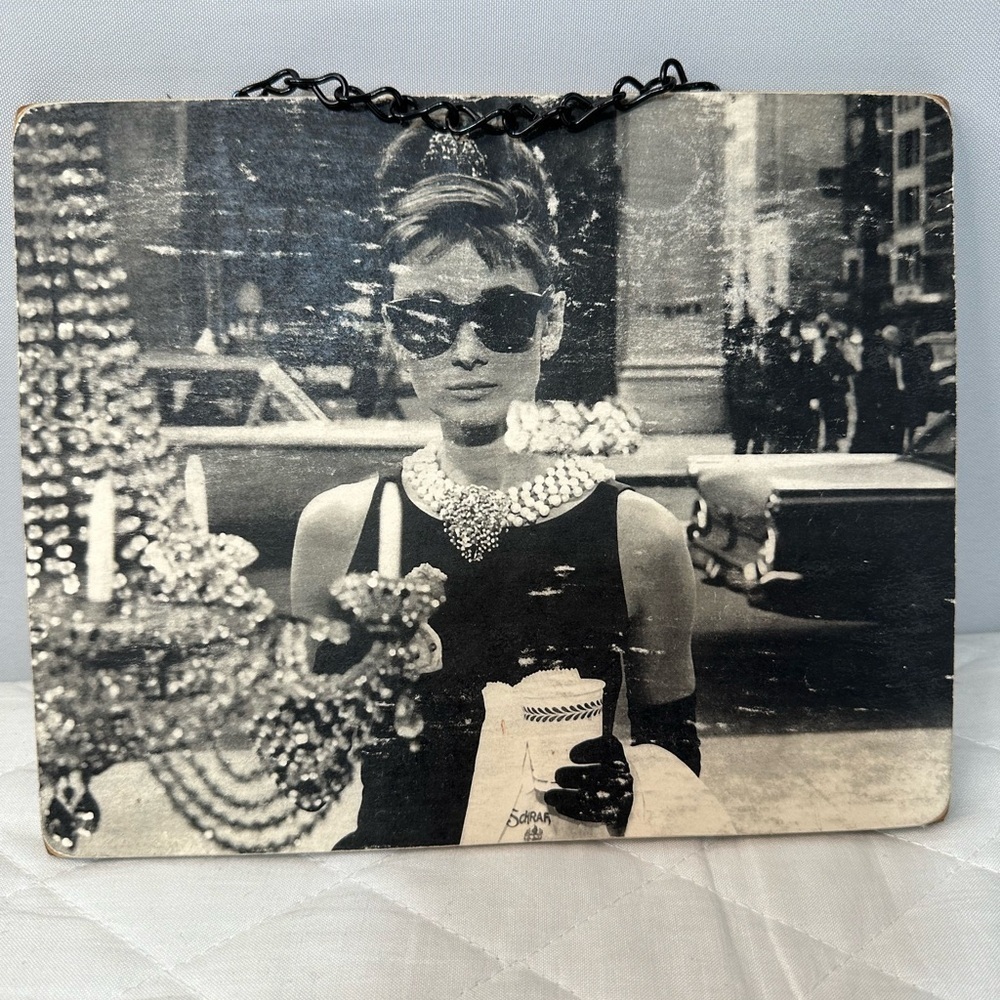 Audrey Hepburn Breakfast At Tiffany’s Movie Publicity Photo Window Scene Wood De